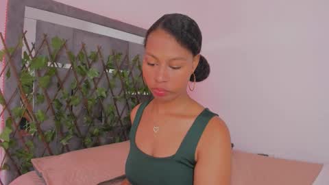 tatianasquirthot online show from February 27, 7:57 pm