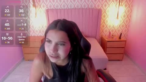 T A T I  online show from March 9, 7:28 pm