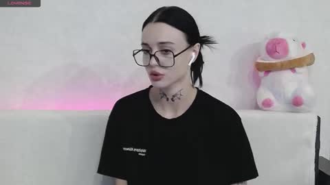 Taya online show from September 14, 6:28 pm