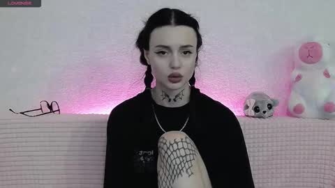 Taya online show from January 5, 6:44 pm