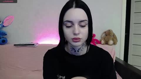 Taya online show from March 9, 7:59 pm