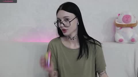 Taya online show from September 23, 7:01 pm