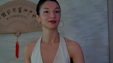 TayaKayan online show from May 20, 8:55 am