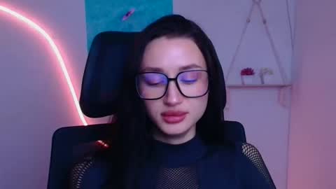 Taya online show from December 18, 6:40 am