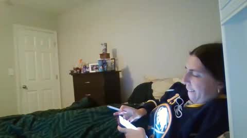 taylorslay online show from May 19, 1:56 am