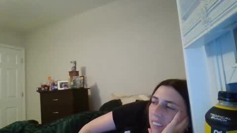 taylorslay online show from May 18, 4:07 am