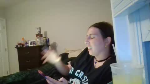 taylorslay online show from May 22, 2:42 am
