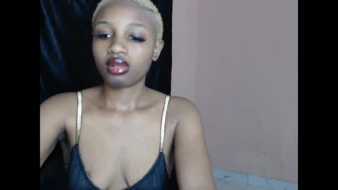 teasexkitty online show from May 22, 8:07 pm