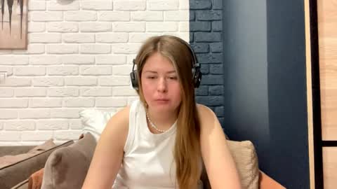 Lana online show from April 12, 7:11 am