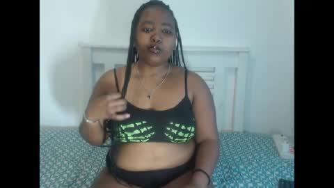 TenderousDoll online show from June 22, 8:33 am