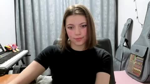 Anny Simpson online show from May 15, 10:01 pm