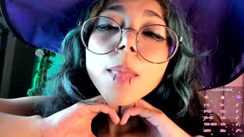 terumikitty online show from October 27, 10:37 pm