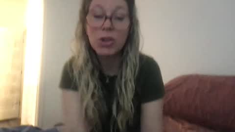 Daphne Summers online show from March 24, 7:30 pm