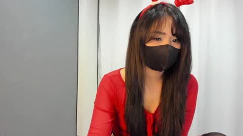 Snapshot of thaidancer chatting on December 24, 2:10 am CJ online show from December 24, 2:10 am