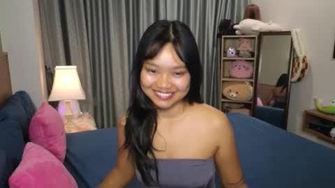 AbbieThai  online show from January 7, 1:58 pm