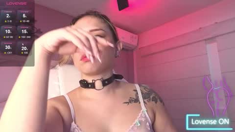 Thalia21 online show from October 11, 11:29 pm