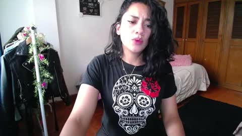 Snapshot of thaliacooper chatting on March 9, 10:52 pm online show from March 9, 10:52 pm