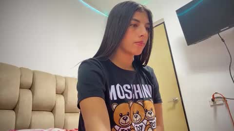 thaliana_rossi online show from February 5, 11:50 pm