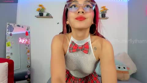 thamara_cooper_ online show from February 19, 6:33 am