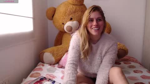   online show from March 9, 6:00 pm