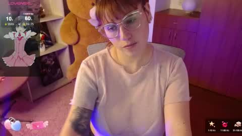   online show from December 9, 8:44 pm