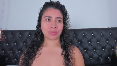 thara webstter online show from December 17, 11:39 am