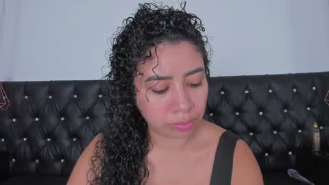 thara webstter online show from January 16, 11:48 am