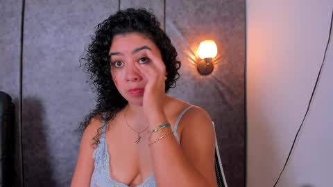 thara webstter online show from May 5, 11:46 am