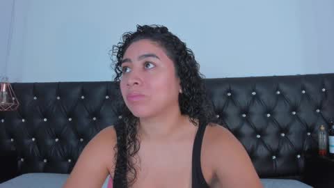 thara webstter online show from December 7, 11:40 am