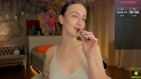 Your Eva online show from October 12, 8:39 am