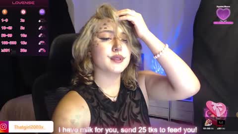 Snapshot of thatgirl2003 chatting on October 4, 4:29 am   online show from October 4, 4:29 am
