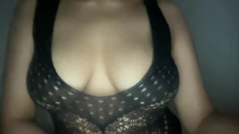 Melanie online show from August 2, 1:52 am