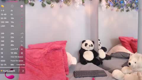 THAYSSA ROSS online show from December 5, 5:36 pm