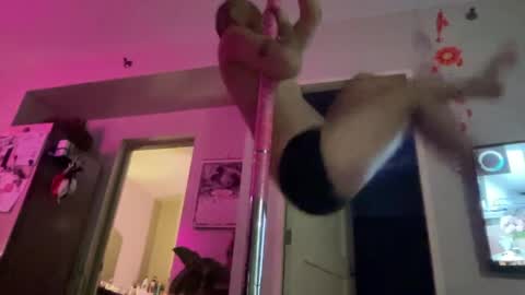 the_emmarouge online show from May 16, 10:36 am