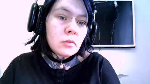 the_ice_owl online show from March 8, 4:38 am