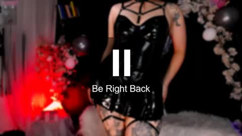 ...  ... online show from May 17, 7:18 am