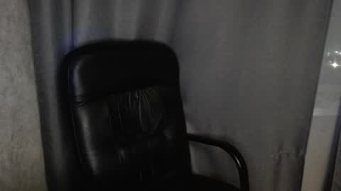 Mia online show from May 13, 5:08 pm
