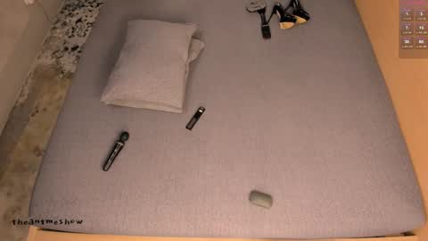 Snapshot of theanytimeshow chatting on September 23, 8:18 pm Anny online show from September 23, 8:18 pm