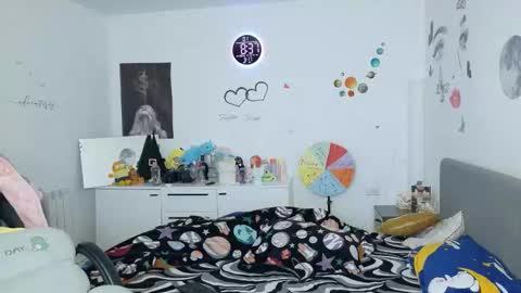 TheFarmergirl online show from March 17, 6:39 am