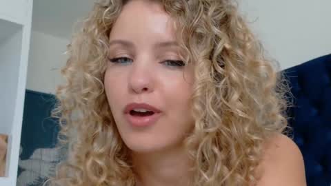 Lily Marie online show from March 27, 7:58 pm