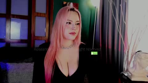 Rosie  online show from May 25, 6:07 pm