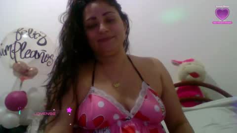 bella saritta online show from September 22, 12:20 am