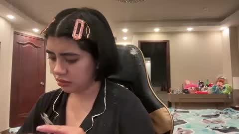 therealcamilabaddie online show from November 16, 12:27 pm