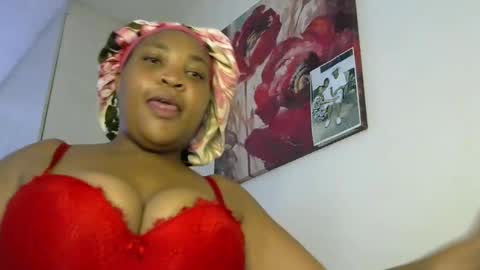 Snapshot of theshybaddie chatting on January 22, 5:48 am theshybaddie online show from January 22, 5:48 am