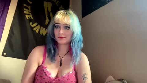 thewildwildwest online show from May 25, 12:42 am