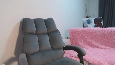 theysaidimcute online show from October 15, 8:11 pm