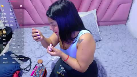 Snapshot of thickbrunnett chatting on September 21, 11:53 am SOFIA online show from September 21, 11:53 am
