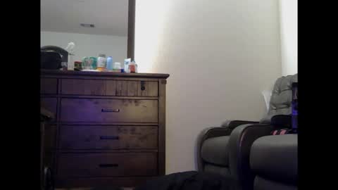 Thickumzz41 online show from May 3, 3:04 pm