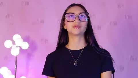 Eva  online show from March 23, 12:33 pm