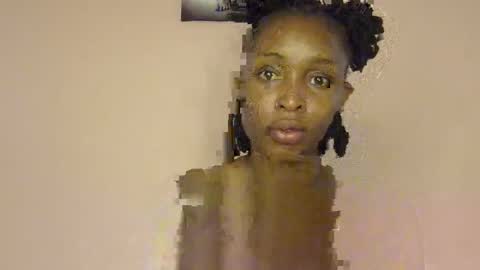 Snapshot of thotiana007 chatting on October 11, 10:53 am thotiana007 online show from October 11, 10:53 am